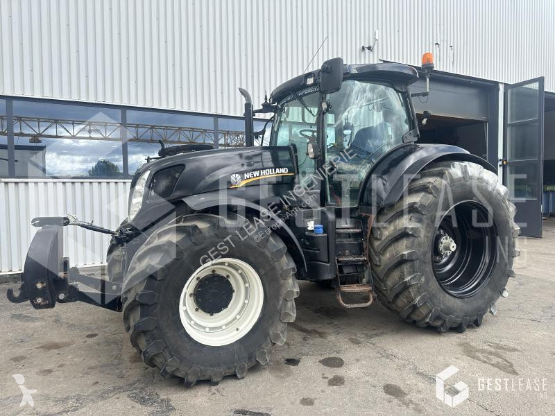 Tractor New Holland T7.235