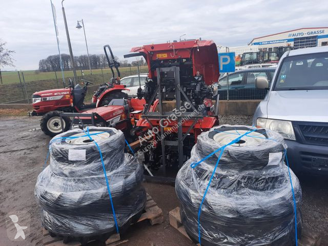 جرار زراعي Mitsubishi MT 26 / MTU 26 R  *...