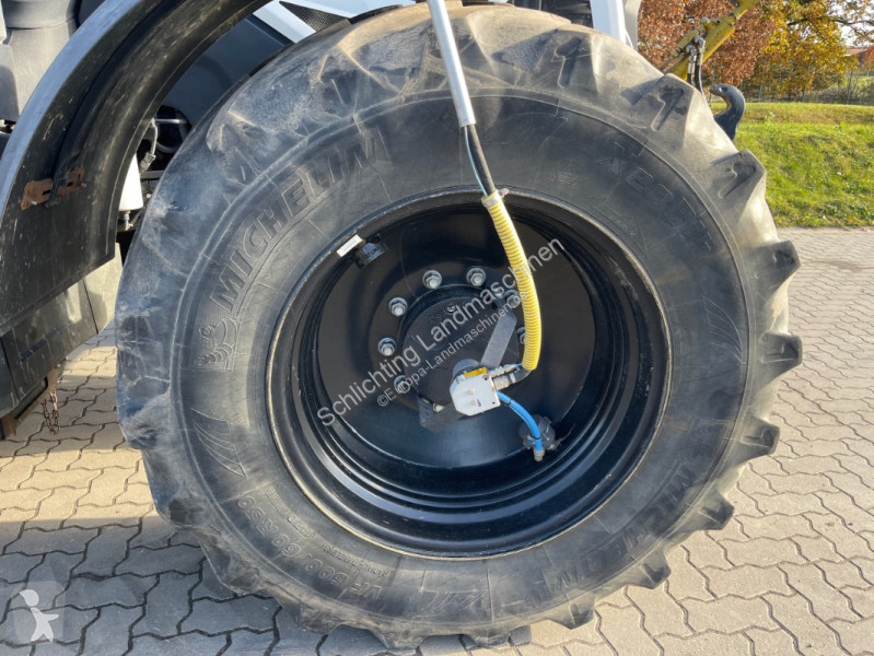 Landbrugstraktor Deutz-Fahr  6215 Agrotron TTV