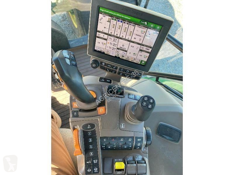 Landbrugstraktor John Deere 6135R