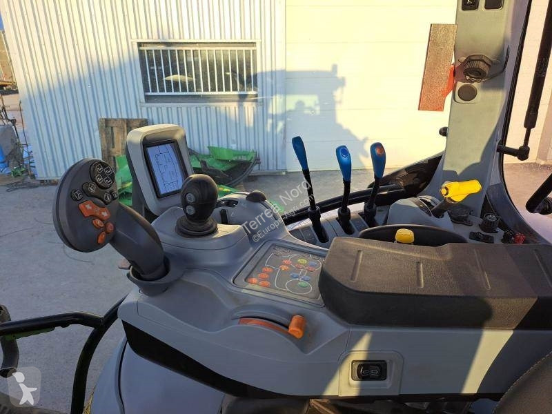 Tracteur agricole New Holland T6.155