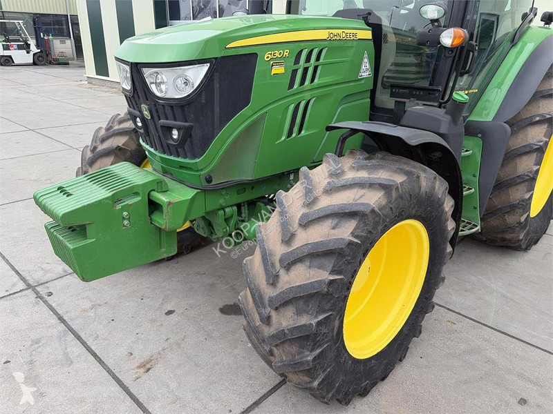 Lantbrukstraktor John Deere 6130R Premium AP 50K