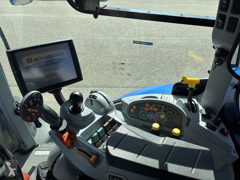 Tractor New Holland T7.210 AC Stage V + TL770...