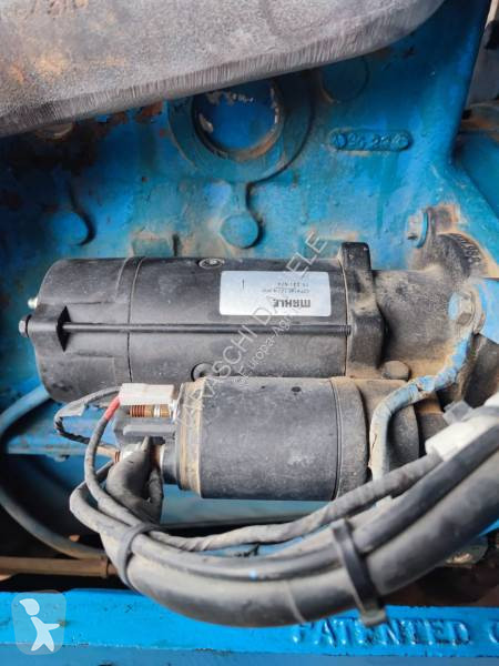 جرار زراعي Ford 8100 DT