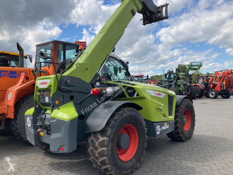 رافعة شوكية تلسكوبية Claas  Scorpion 756