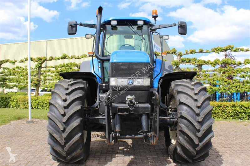 Landbrugstraktor New Holland TM175