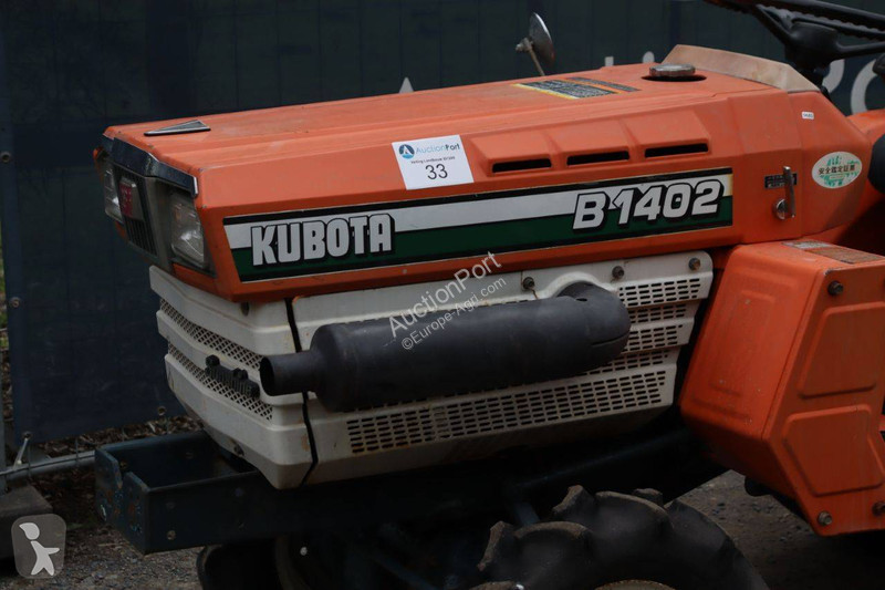 Tractor Kubota B1402