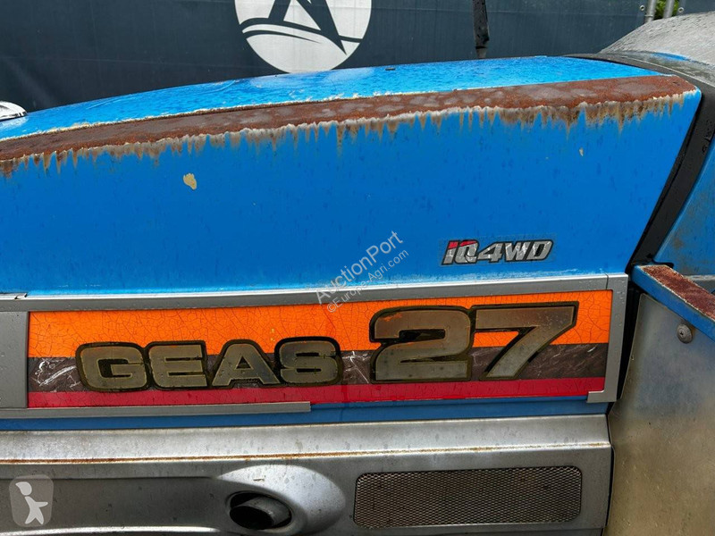Tractor Iseki TG27F