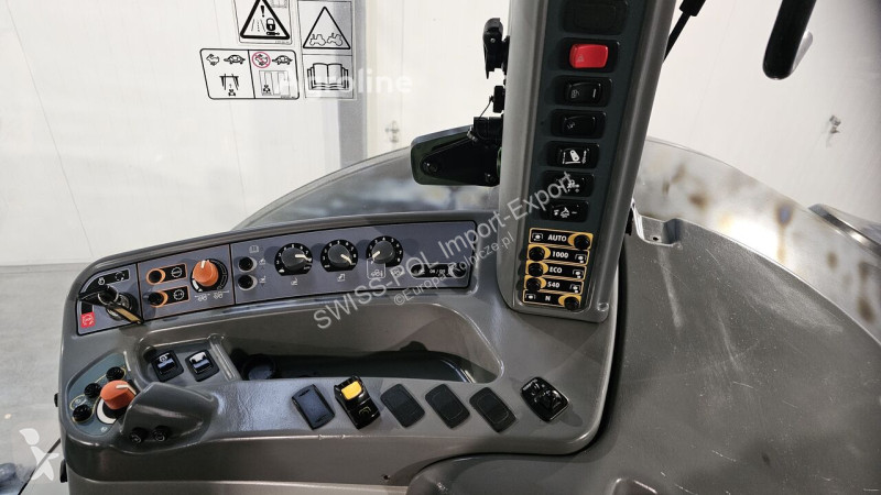 Traktor Valtra