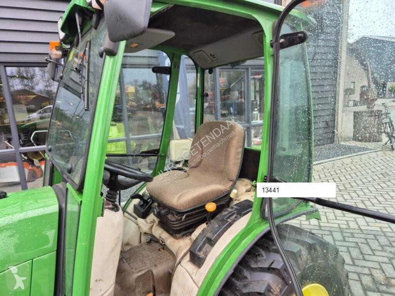Traktor John Deere 2520