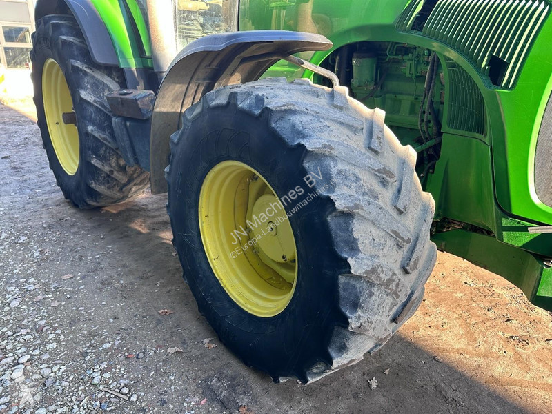 Lantbrukstraktor John Deere 8120 Powershift
