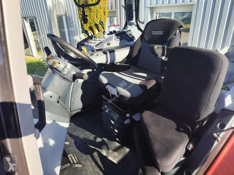 Tracteur agricole Valtra T145