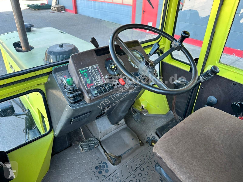 Lantbrukstraktor Mercedes MB Trac 1000