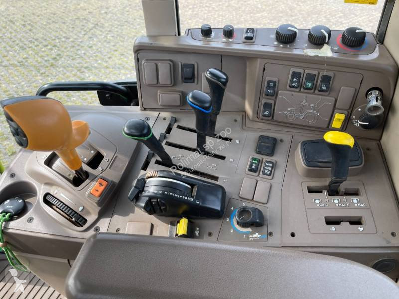 Lantbrukstraktor John Deere 6155M