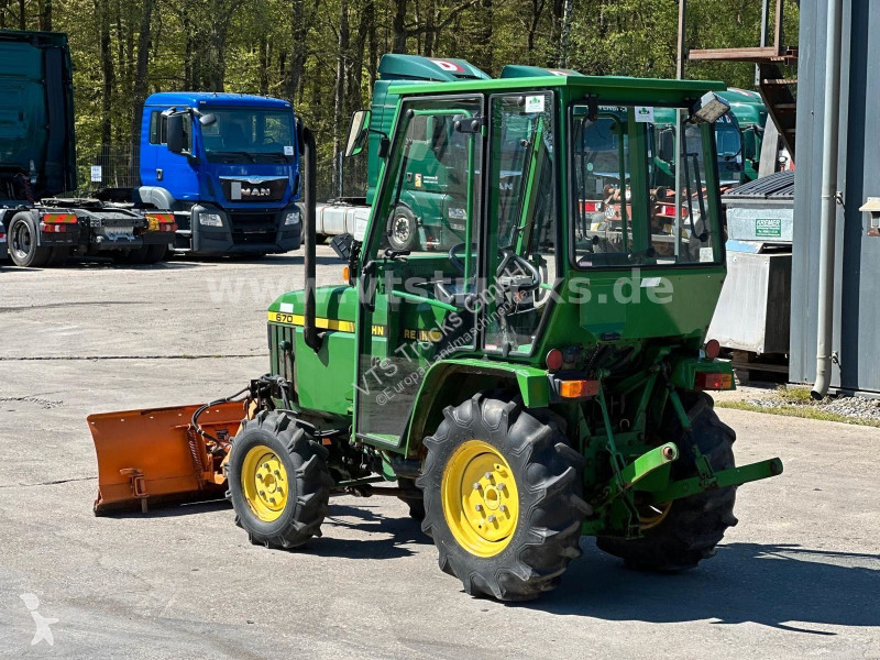Landbrugstraktor John Deere 670 Hofschlepper,...