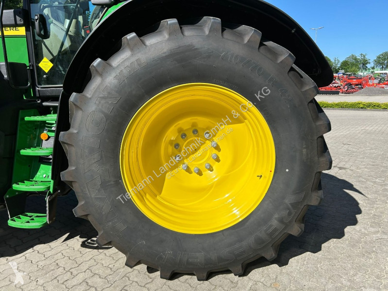 Landbrugstraktor John Deere  6M 200...