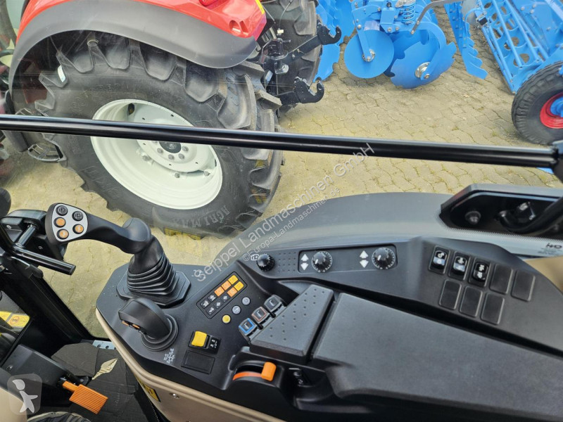 Case  QUANTUM 100 F PLANTAGENSCHLEPPER tractor