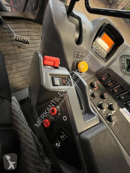 Landbrugstraktor Kubota  M6-121