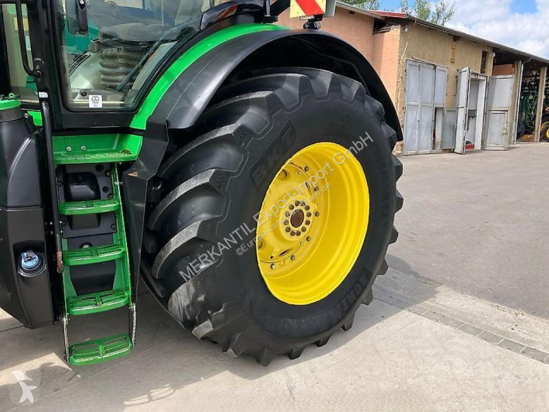 Lantbrukstraktor John Deere 8270R *E23* Motor neu