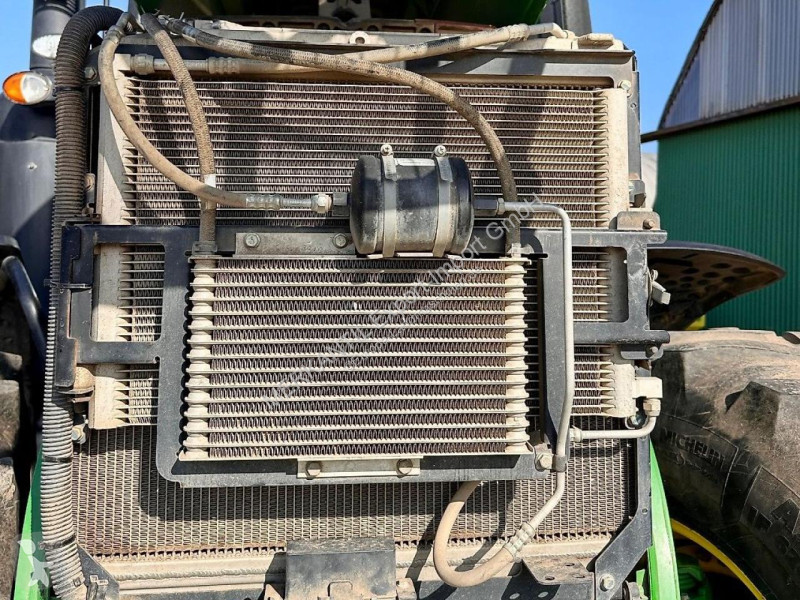 Lantbrukstraktor John Deere 7310R - E23