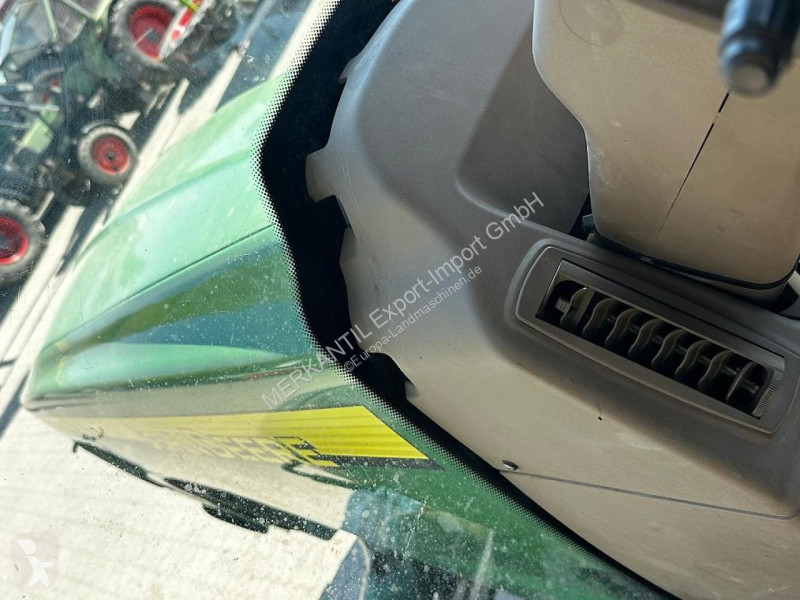 Lantbrukstraktor John Deere  8320 Powershift