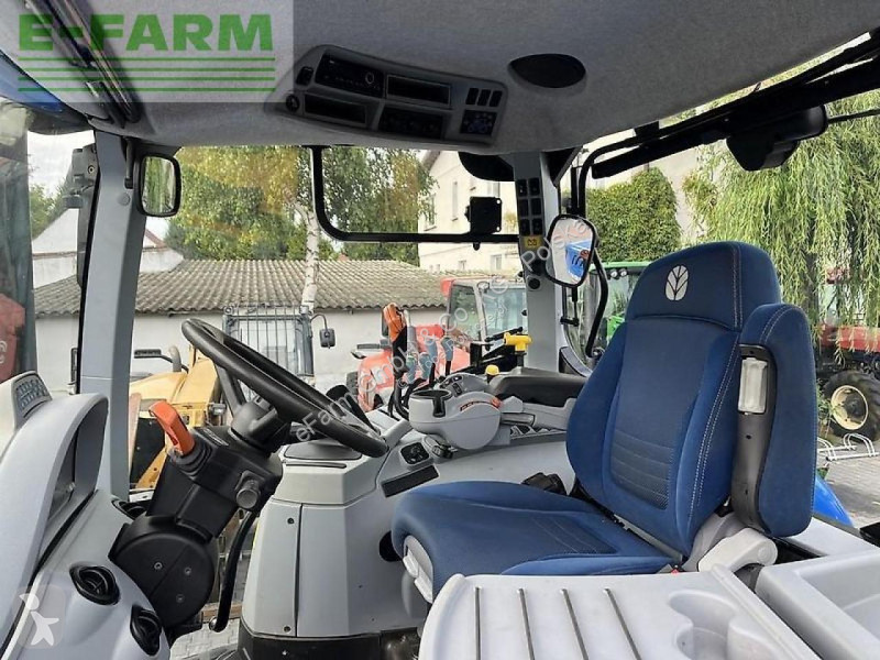 Traktor New Holland  t7.230 power command