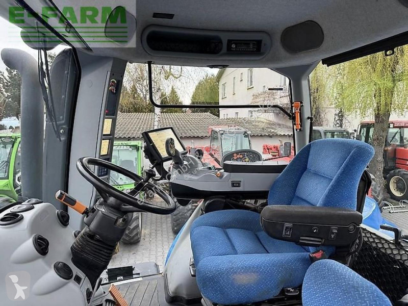 Traktor New Holland  t8.330 ultra command