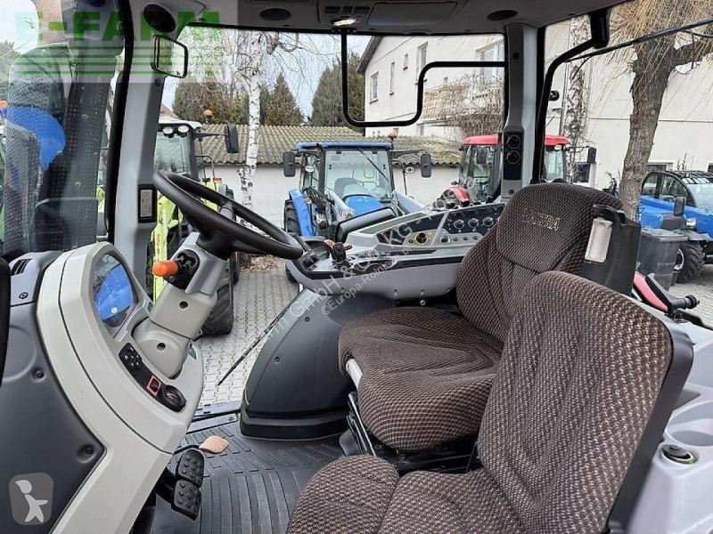 Valtra  t234 versu tractor