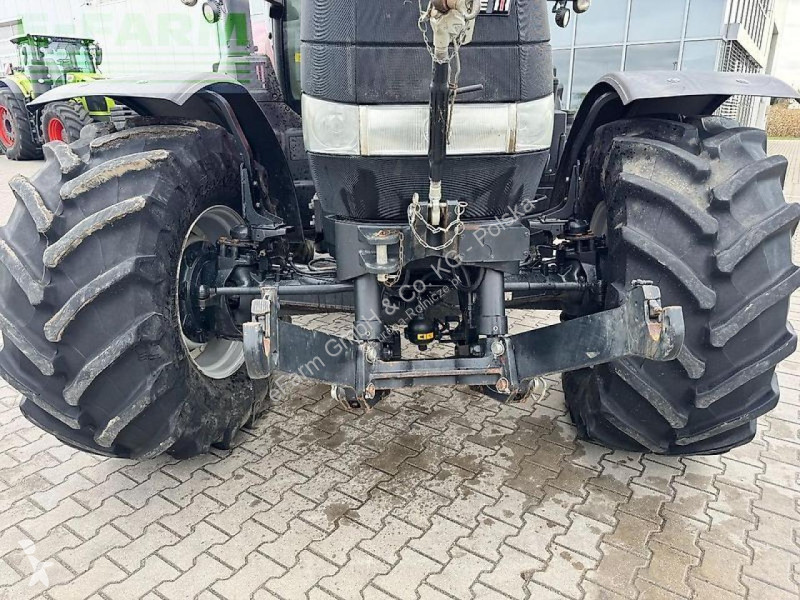 Case  puma 200 tractor