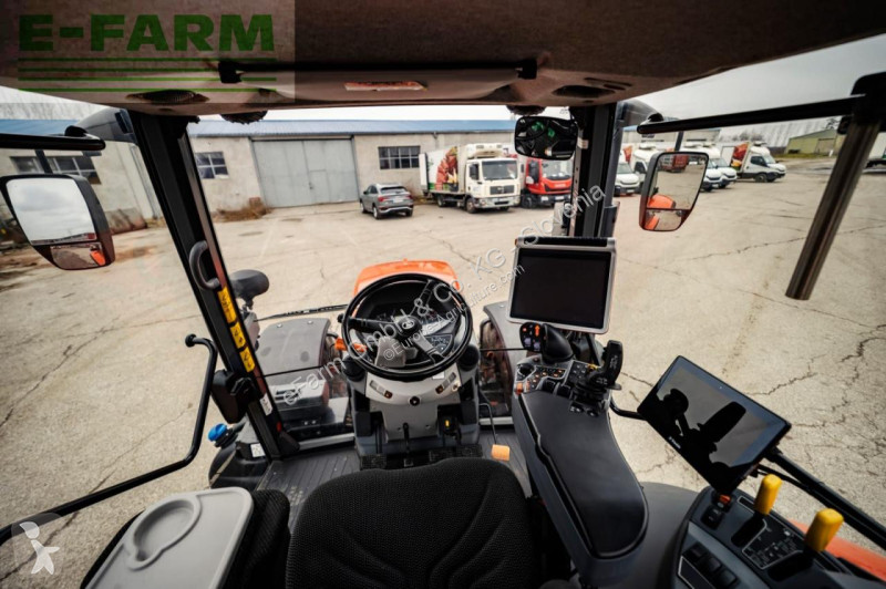 Lantbrukstraktor Kubota  M7