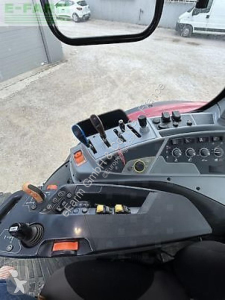 Valtra  n134a tractor