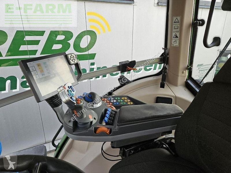 Landbrugstraktor Fendt  828 vario profi plus