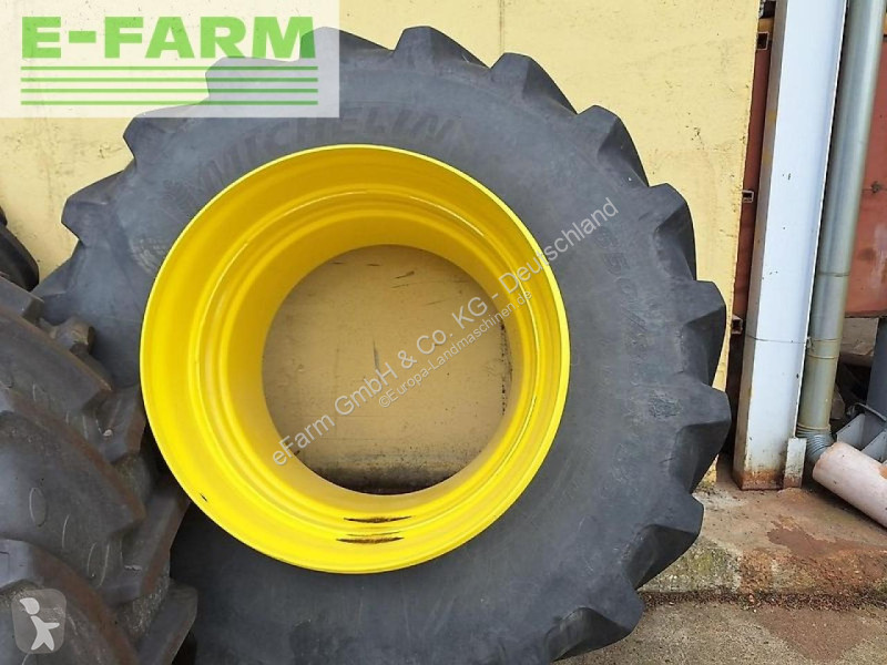 Lantbrukstraktor John Deere 8245R