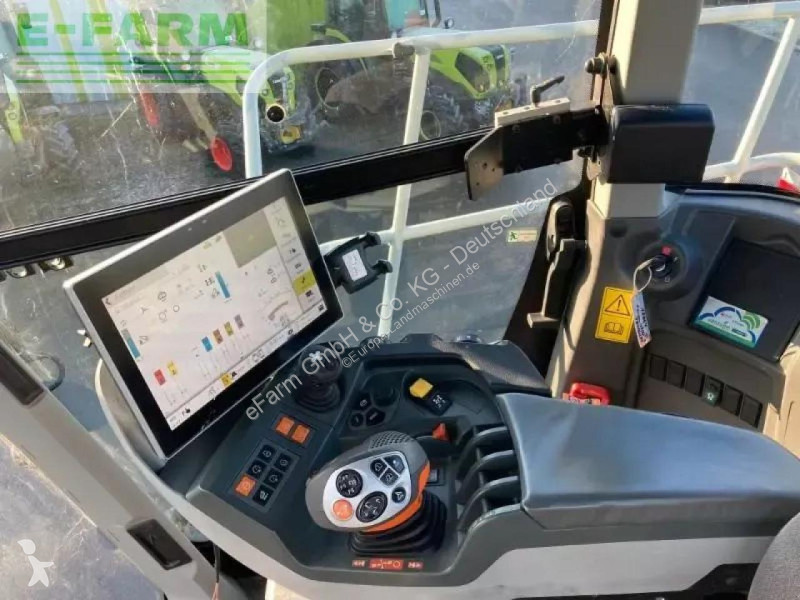 Landbrugstraktor Claas  xerion 4200 saddle trac...
