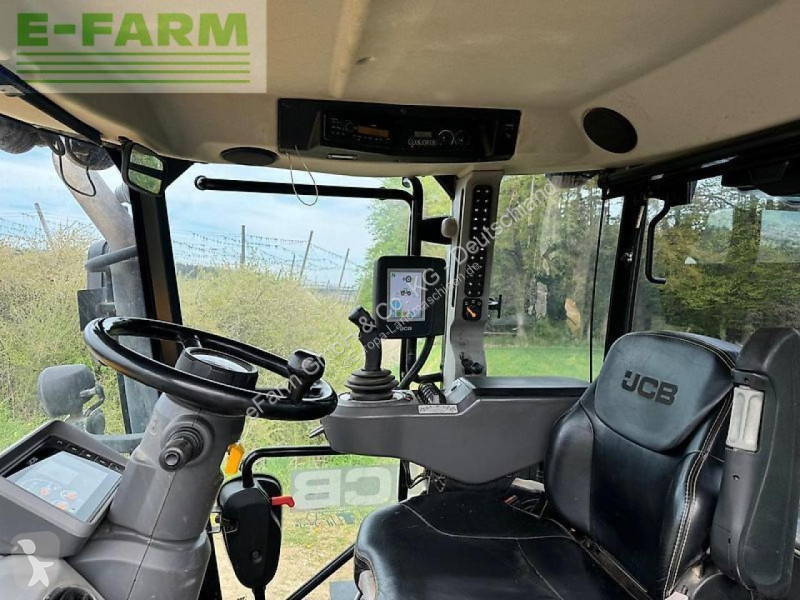 Lantbrukstraktor JCB  fastrac 4220 pro