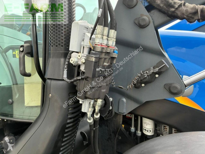 Landbrugstraktor New Holland  t6.140...