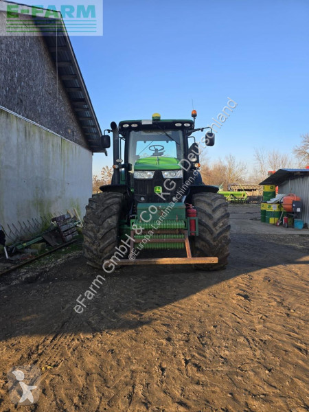 Lantbrukstraktor John Deere 7230R