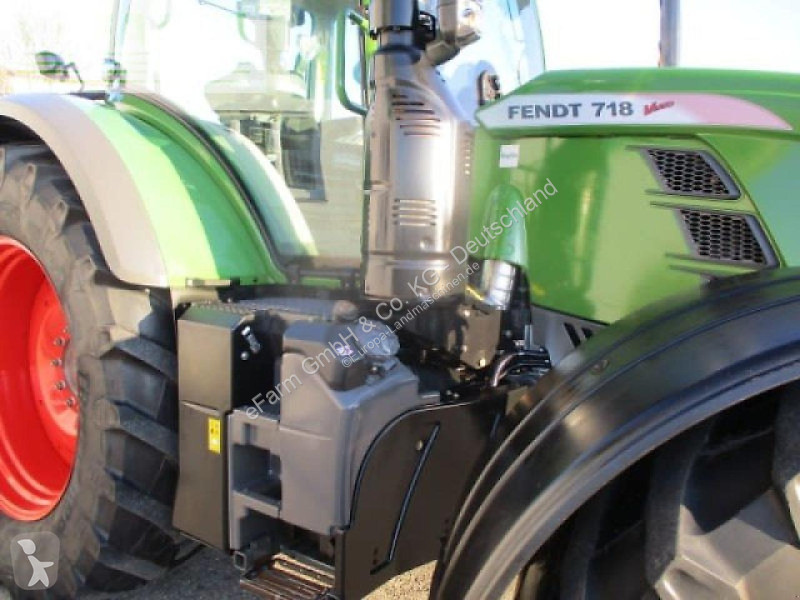 Landbrugstraktor Fendt  718 vario s4 profi #930