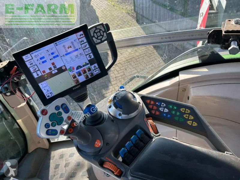 Landbrugstraktor Fendt  826 vario profiplus