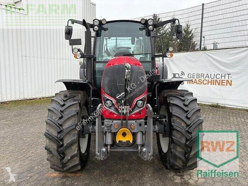Landbrugstraktor Valtra  a105