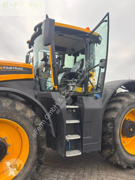 Lantbrukstraktor JCB  fastrac 8330