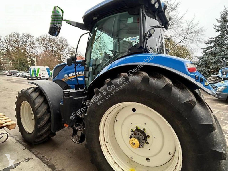 Landbrugstraktor New Holland  t 7.210