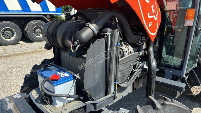 Tractor agrícola Kubota M8540 4x4