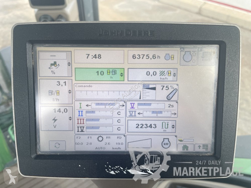 Tracteur agricole John Deere 7200R