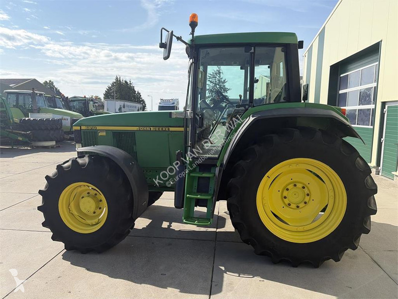Lantbrukstraktor John Deere 6810 PQ