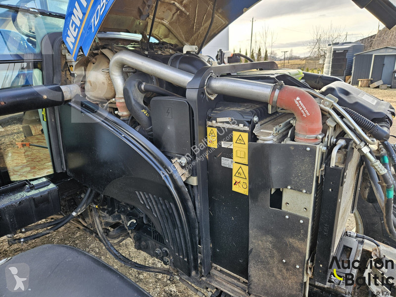 Трактор New Holland TD 5.105