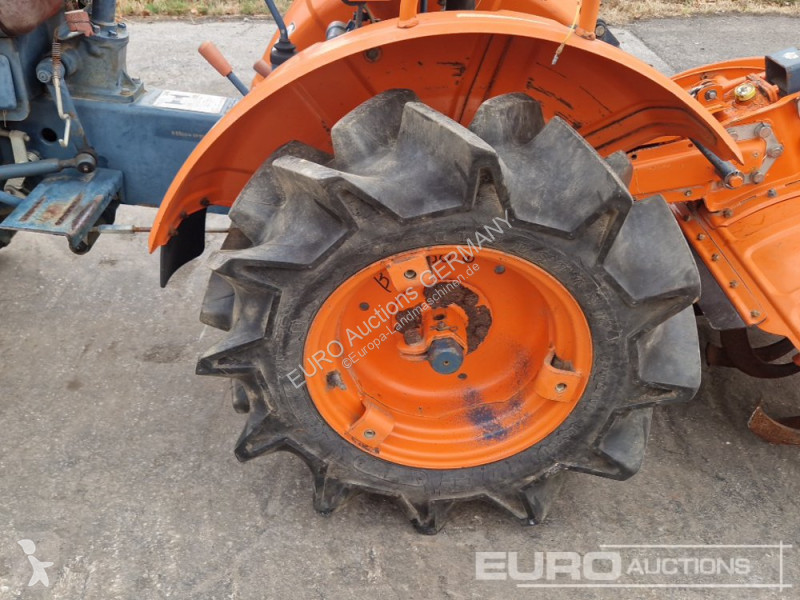 جرار زراعي Kubota B5000