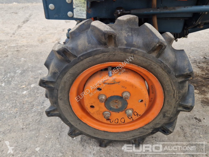 Трактор Kubota B5001
