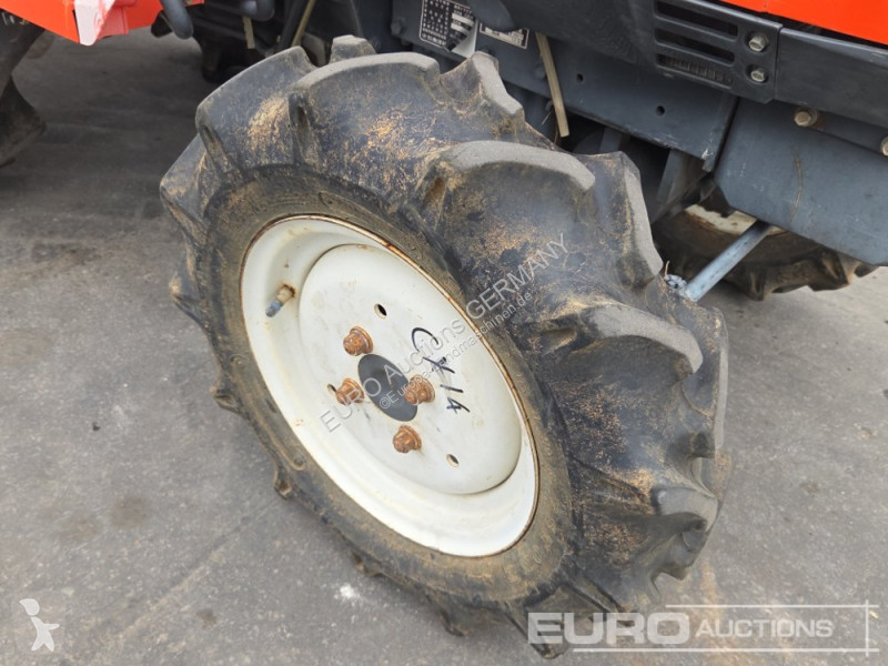 Tractor agrícola Hinomoto CX14