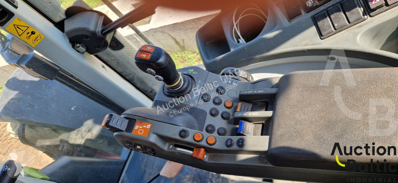 Lantbrukstraktor Claas Arion 630